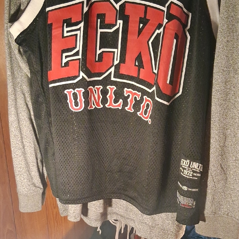 Ecko Unltd Black & Gray Hooded Mesh Tank - Picture 2 of 11